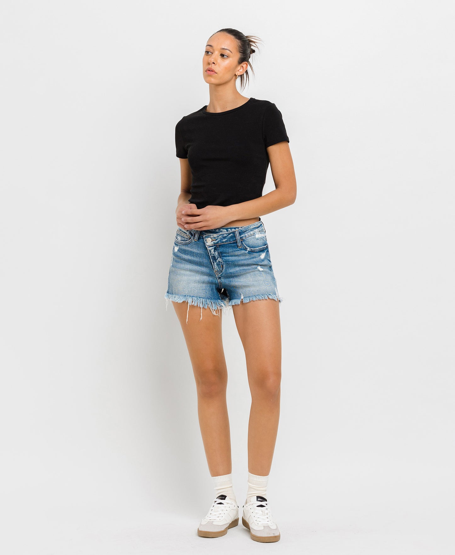Vervet | High Rise Distressed Cross Cross Shorts