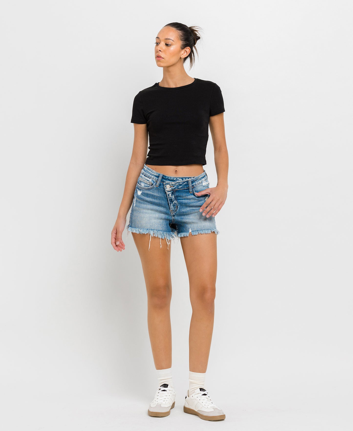 Vervet | High Rise Distressed Cross Cross Shorts