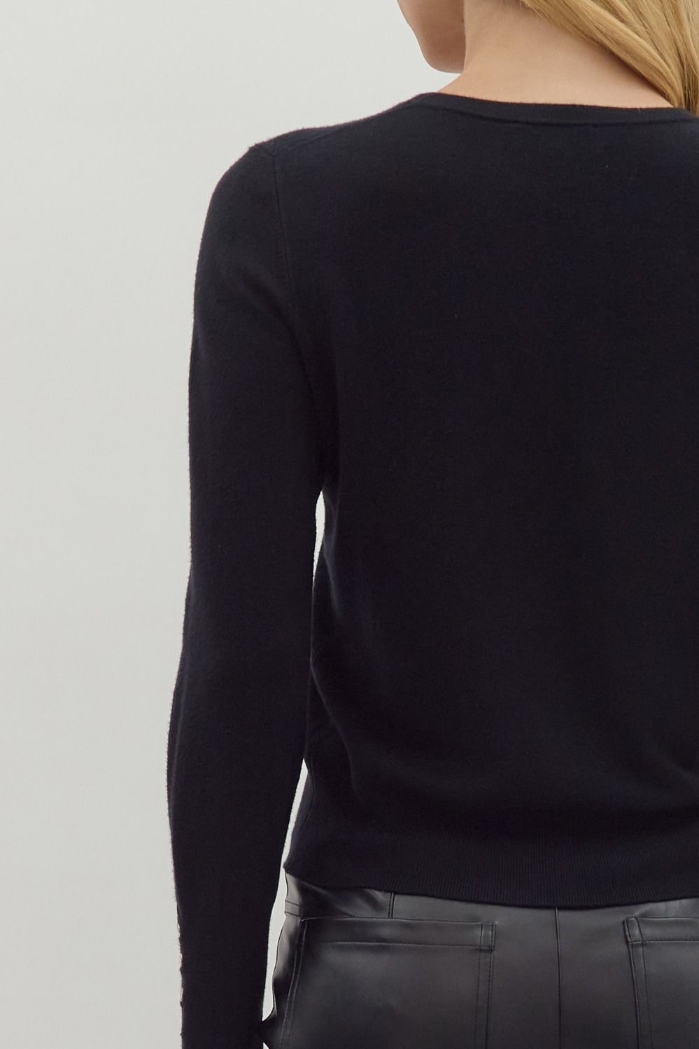 Entro | Button Detail Lightweight Sweater