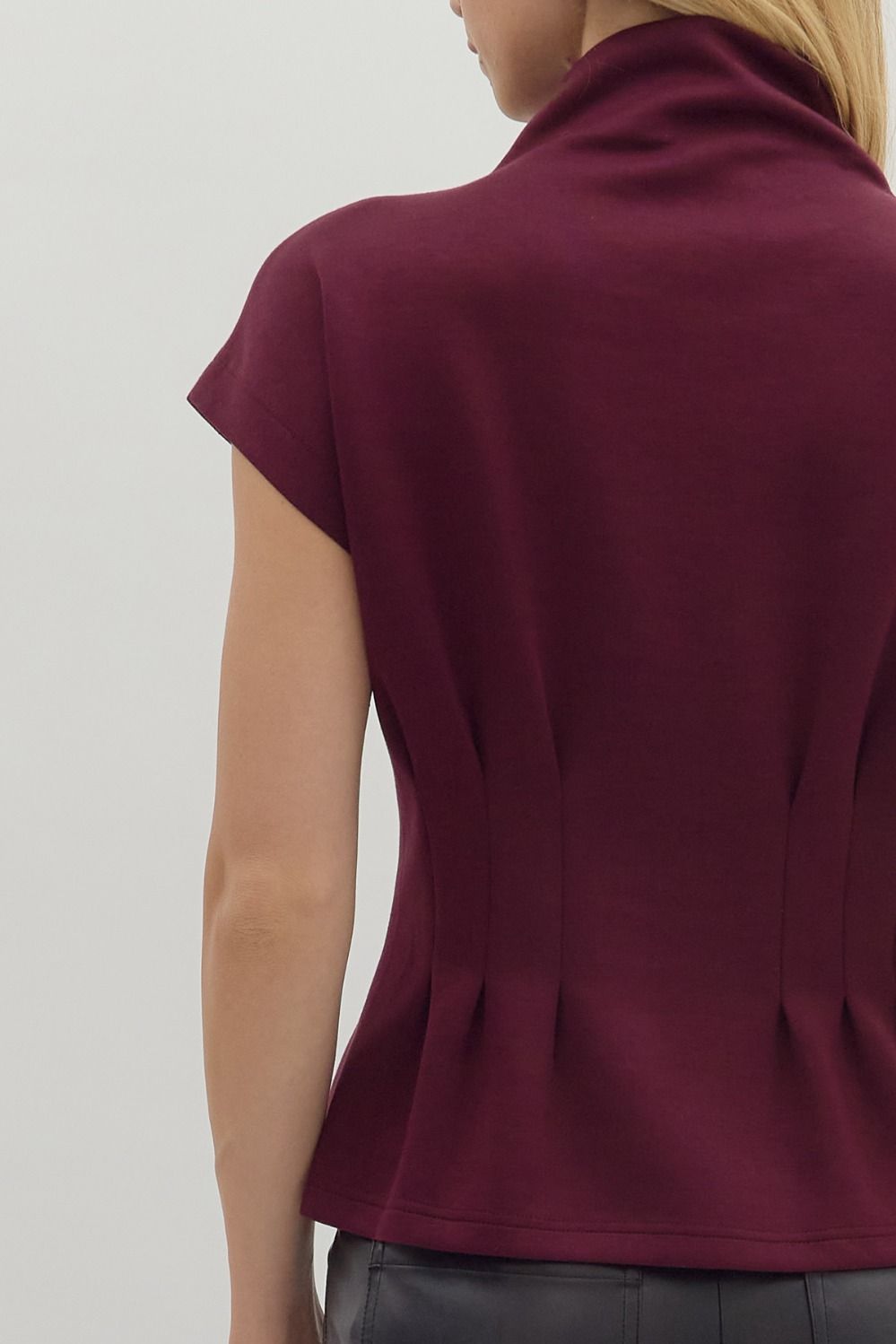 Entro | Pleated Waist Mock Neck Top