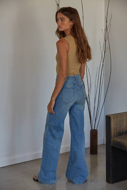 Essential Double Layered Seamless Top