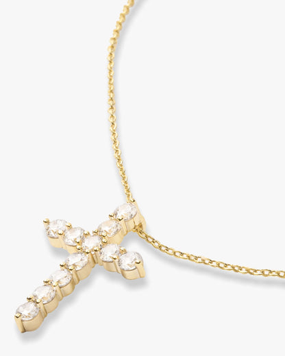 Oh She Fancy Cross Pendant 15'