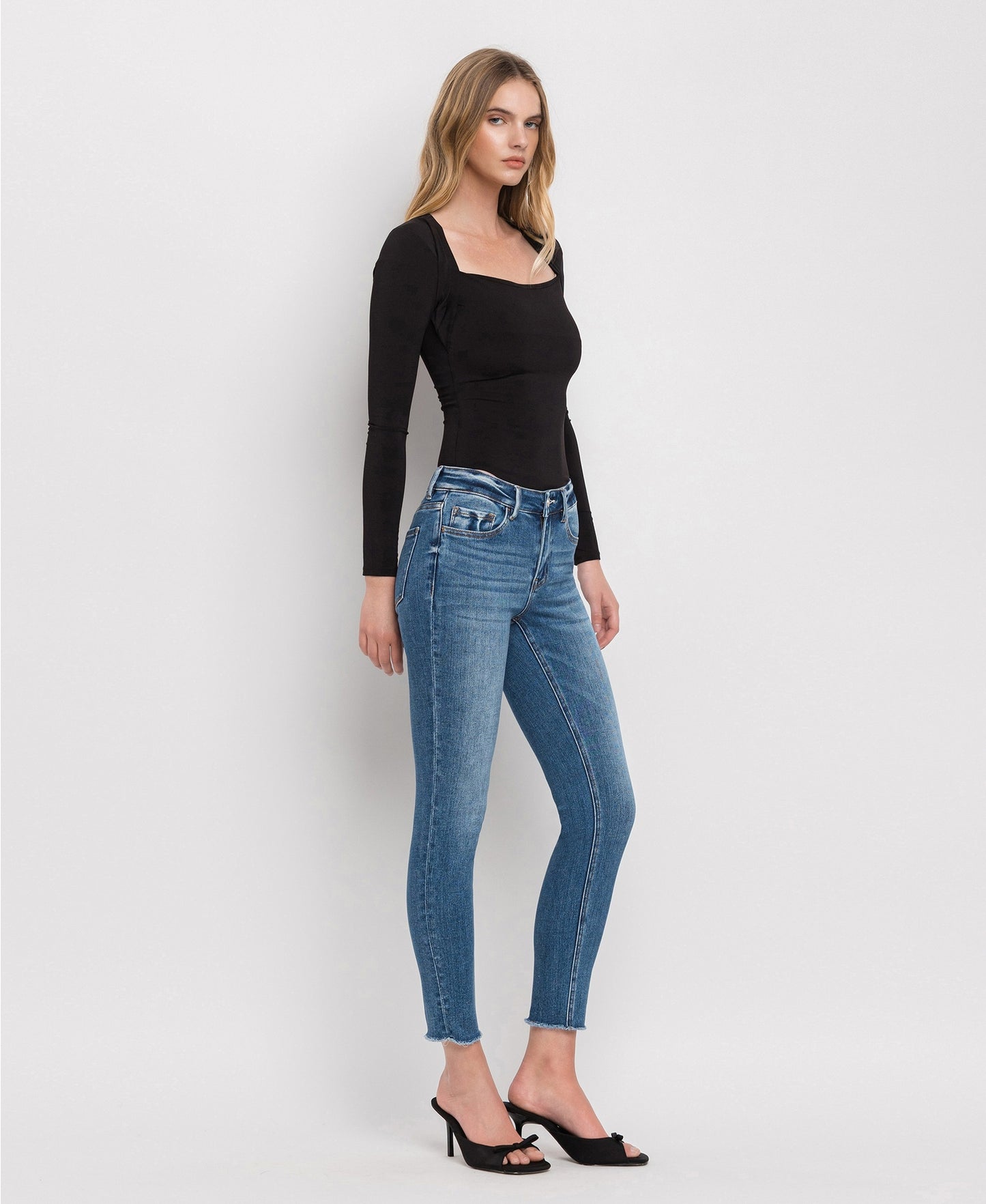 Vervet | Amber Mid Rise Raw Hem Crop Skinny Jeans