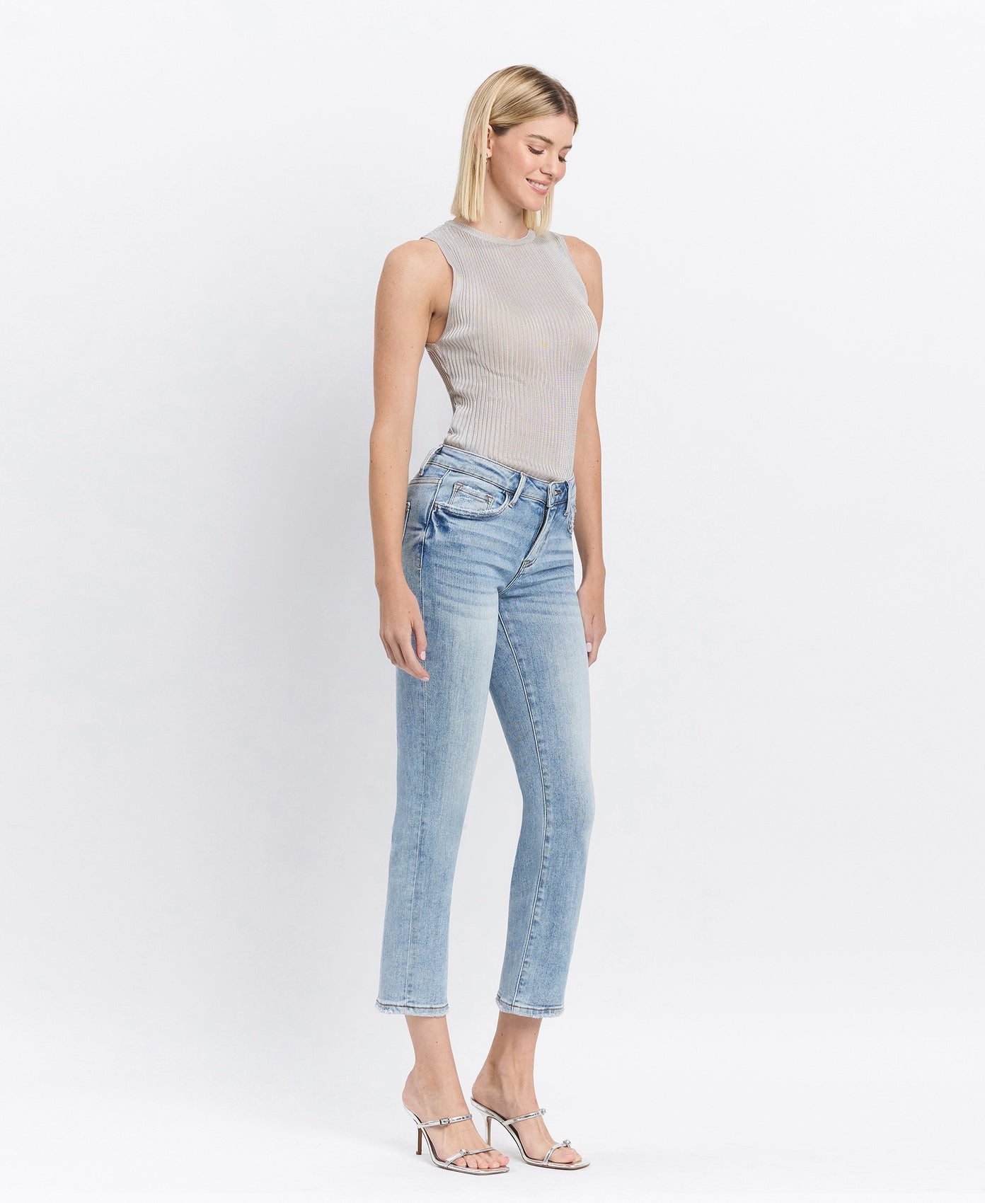 Lovervet | Mid Rise Crop Slim Straight Jeans